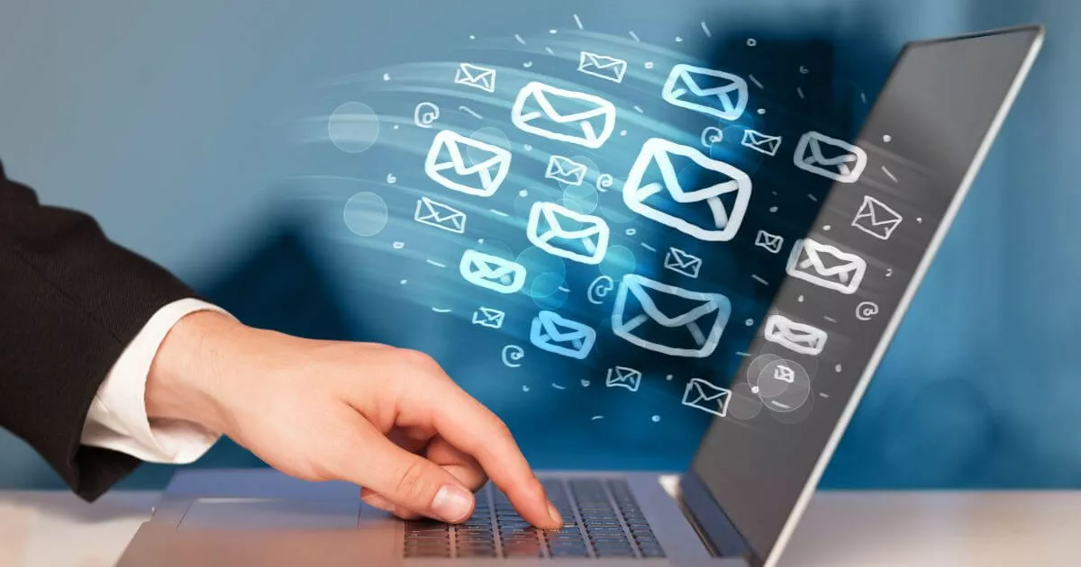 Image: What happens when an e-mail is sent?