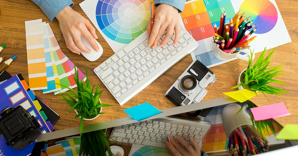 Image: How to make a good logo: Tips and suitable software