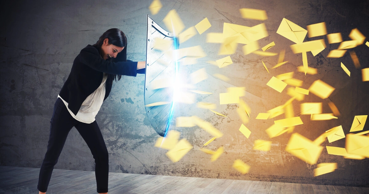 Image: How to protect your email address on your website from spam